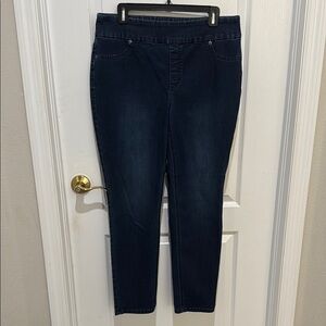 Chico’s Perfect Stretch Jegging size 2R